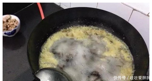 紫菜蛋花汤|做紫菜蛋花汤时，紫菜先放还是后放很多人不懂，难怪煮的汤不鲜！