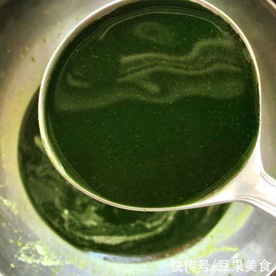 “菠菜馒头”加一物，翠绿松软不变色