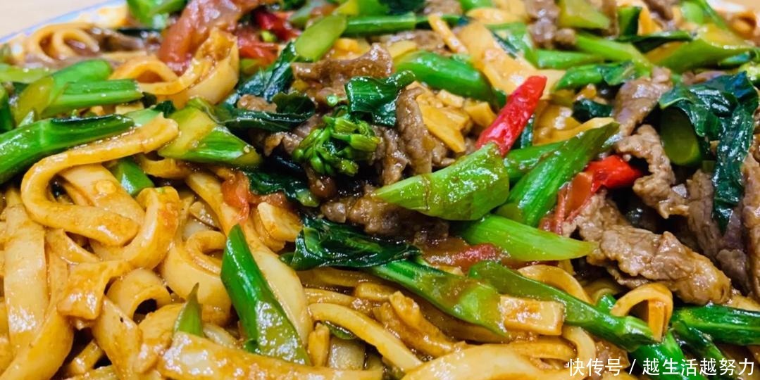 河粉|五分钟学会一道潮汕湿炒牛河,简单易学,家的味道