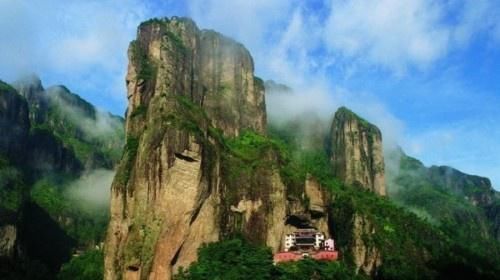 浙江最“壮观”的三处景点，景美、山悬、形真，抽空来看看吧！