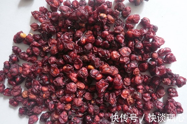 日常生活中|花生是肝病的“发物”？再次提醒：想要肝脏强壮，3物尽量少吃