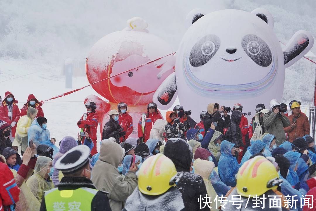 冰雪|四川再添一处高山滑雪场！王岗坪冰雪旅游季启动 14岁以下免费体验