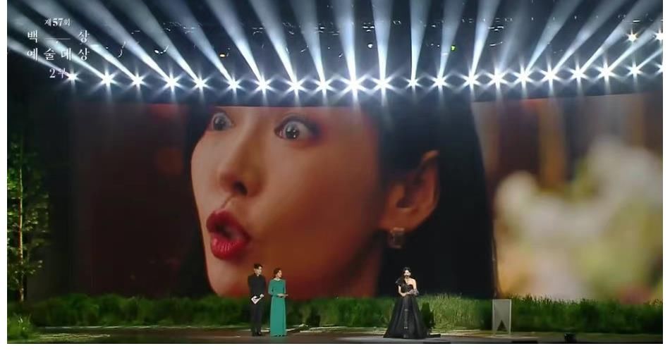 2021SBS演技大赏候补名单公布，看到宋慧乔后，网友：无法理解！