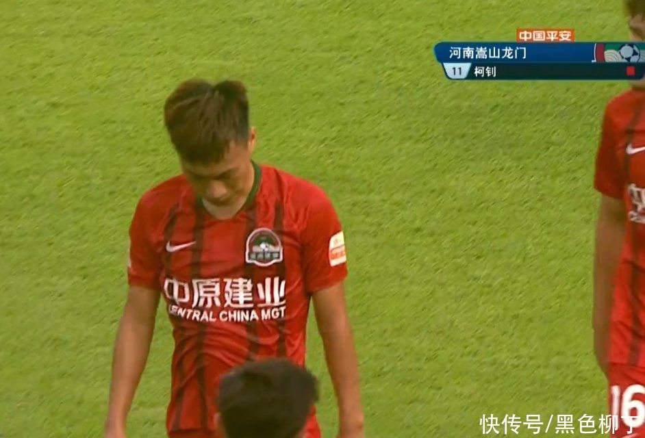 戴琳|马赛回旋变蹬踏！中超名场面：知名“恶人”染红，双方险酿冲突