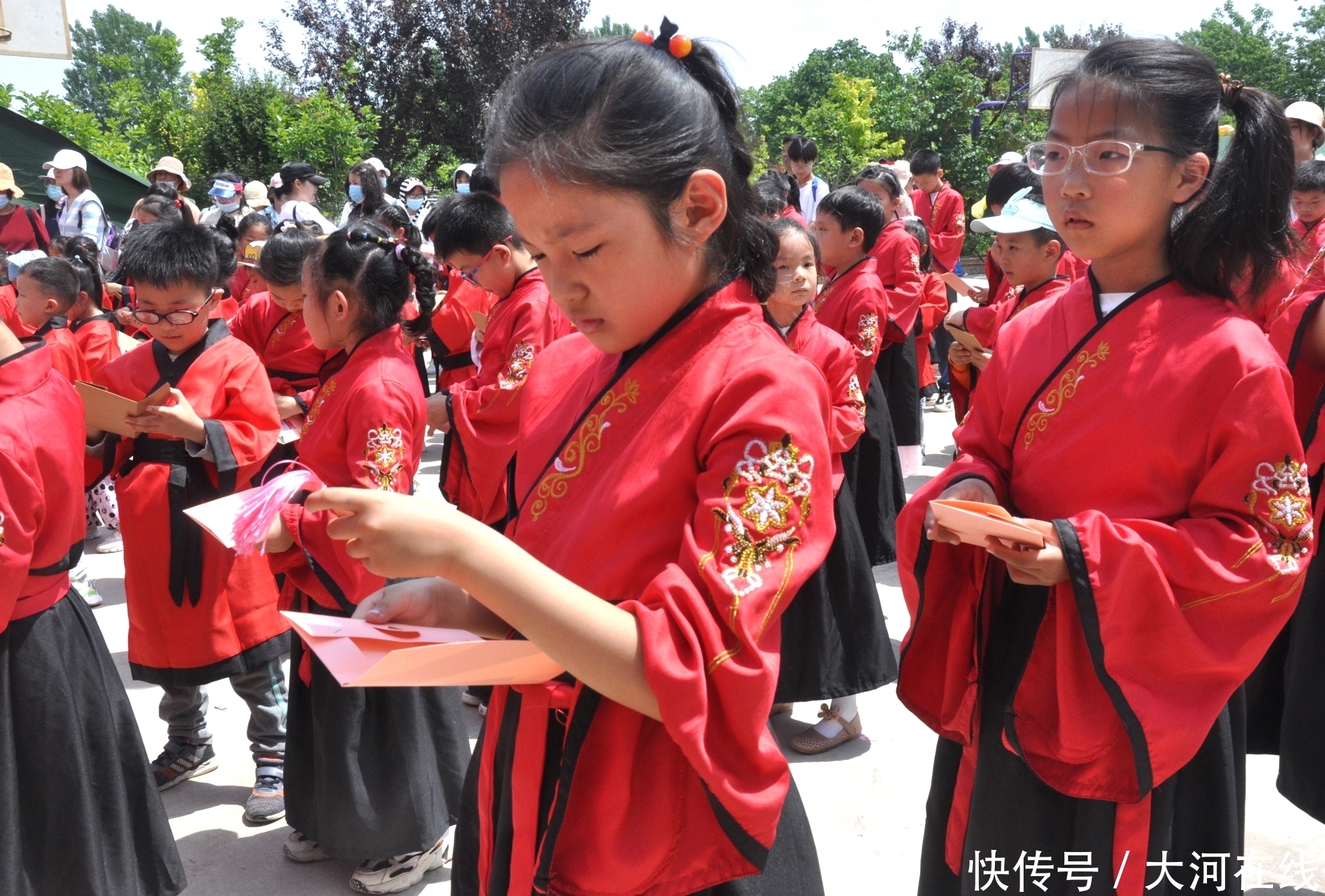 学员|贝森语商学苑:户外研学涨知识，拥抱魅力大自然