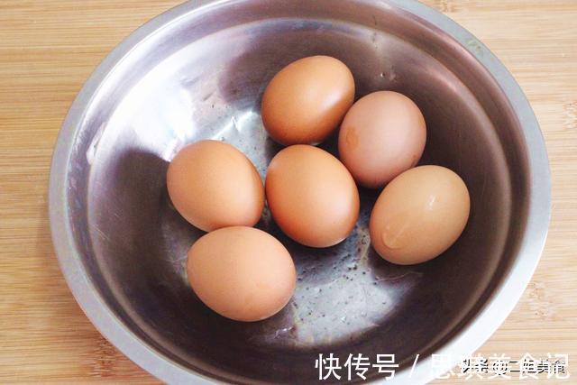 鸡蛋壳|买鸡蛋时,人造鸡蛋和天然鸡蛋如何区分?认清4点,以后别弄错