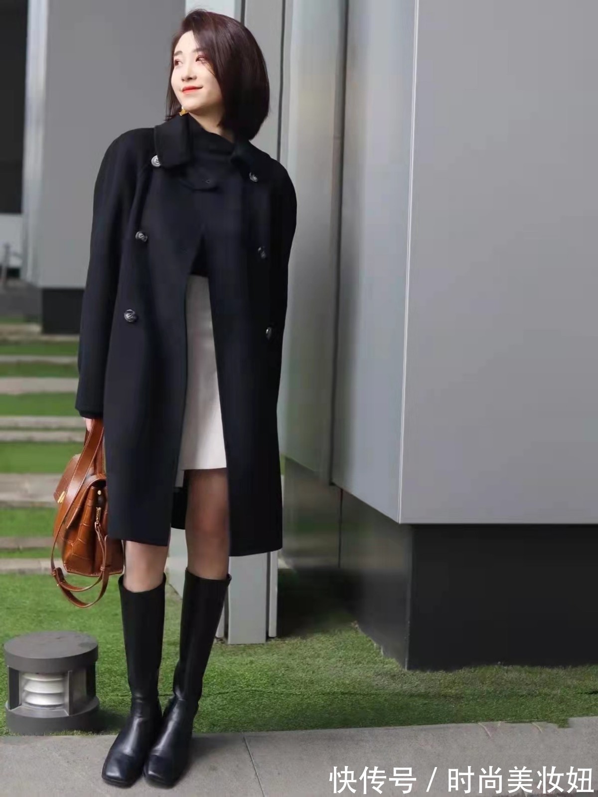 博主|“大衣+长靴”才是冬季正确打开方式,借鉴潮人示范,高级洋气
