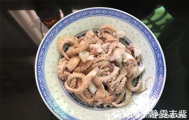 青椒|八爪鱼最好吃的做法,又鲜又嫩,入味又好吃,10分钟就上桌
