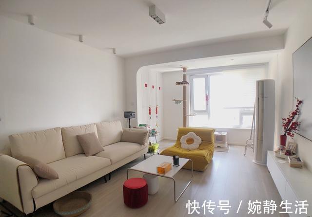 电视墙|看她家新房,墙面刮大白不吊顶不做电视墙,这才是真正的极简风格