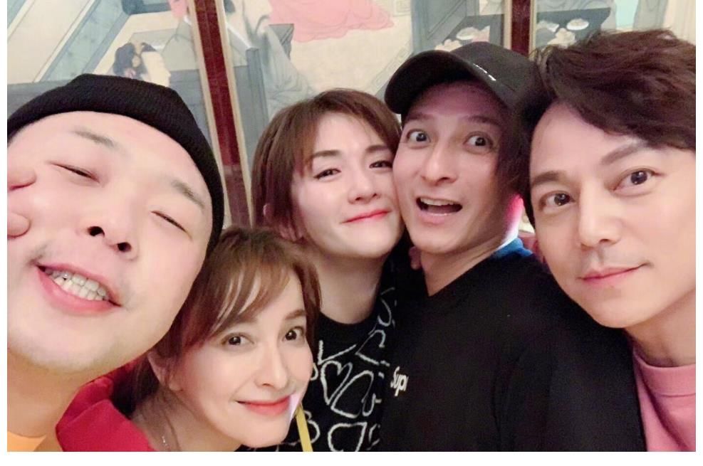 《快乐大本营》停播,新节目主持只剩何炅,24年老牌综艺官宣告别