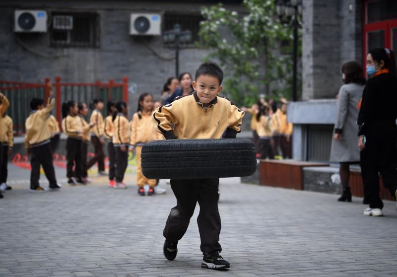 北京市推进学校体育工作现场调度会召开 让学生课间走出教室 尽享阳光体育