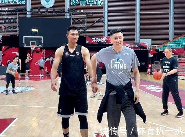 杜锋|广东男篮做出明智决定,揭幕战迎爆发,汤杰背负重任,力争8胜