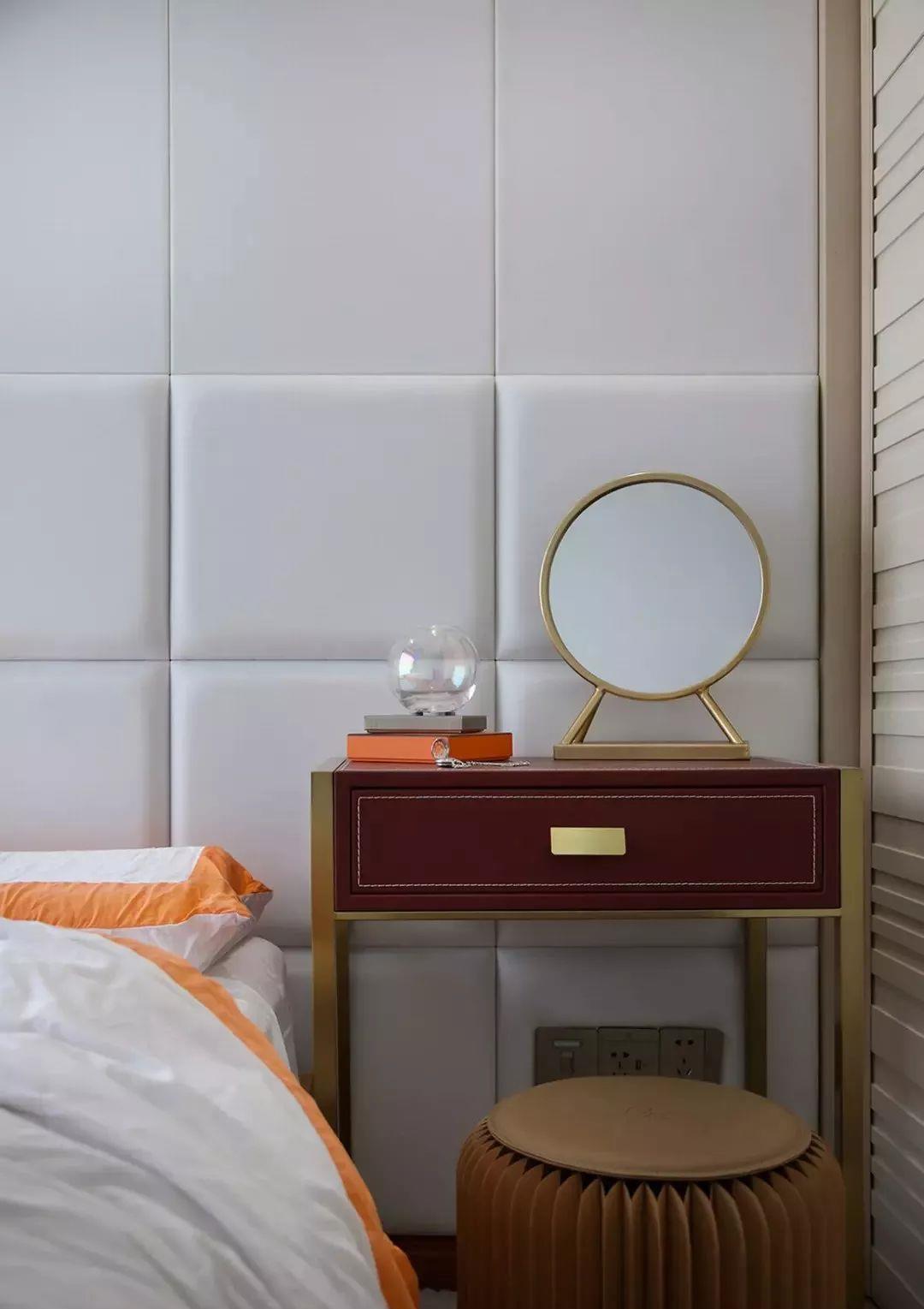 软包|快别给墙面刷漆了!有钱人都这样装饰墙面,靠着舒适还能隔音