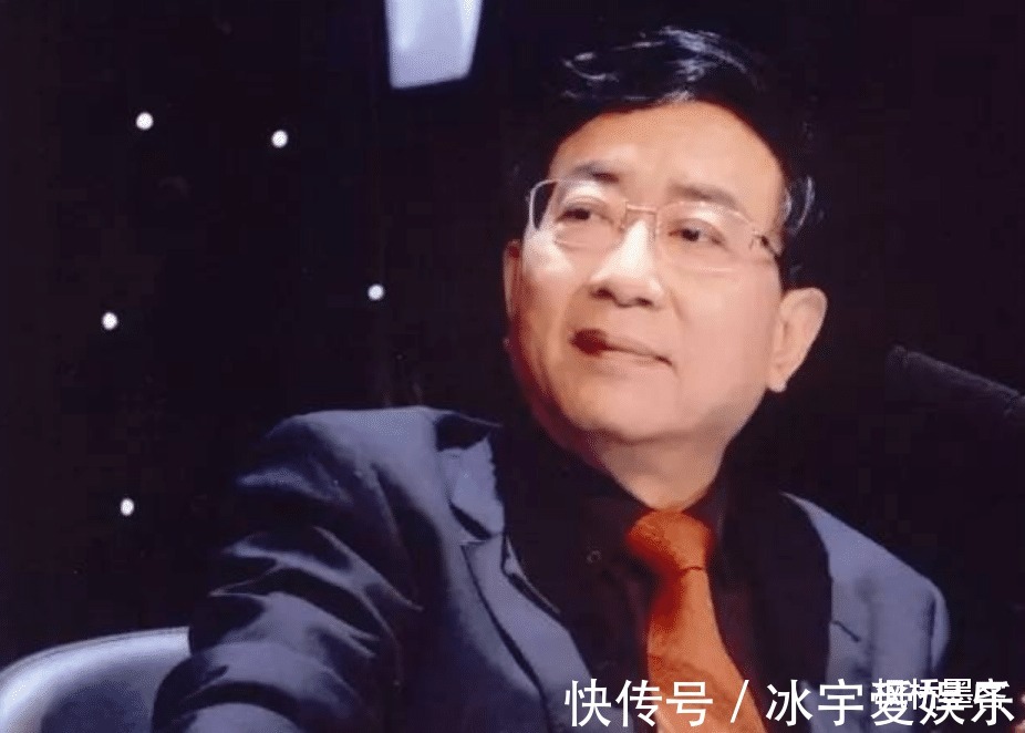 千年一叹|著名学者易中天多次批评余秋雨,文人相轻余秋雨我不认识他
