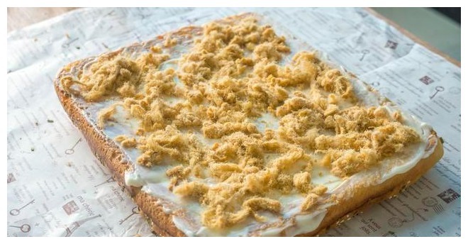 面包店最受欢迎的肉松面包卷，教你在家做，精确到克，新手也能做