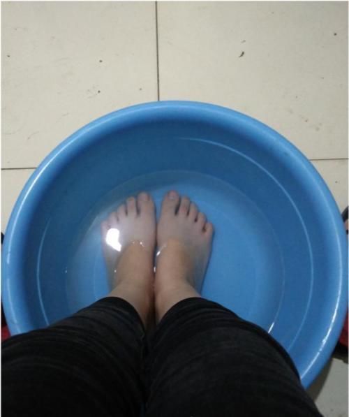 糖尿病患者|冬天泡脚是个好习惯,但也一定要注意方法!