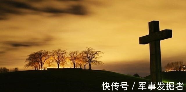 |史上最搞笑的墓志铭,明明是悲催的人生,却被后世人笑了千年