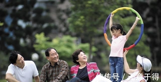 张大妈|"妈,你要死了没?我只有7天丧假",儿子的话,令母亲含泪而终