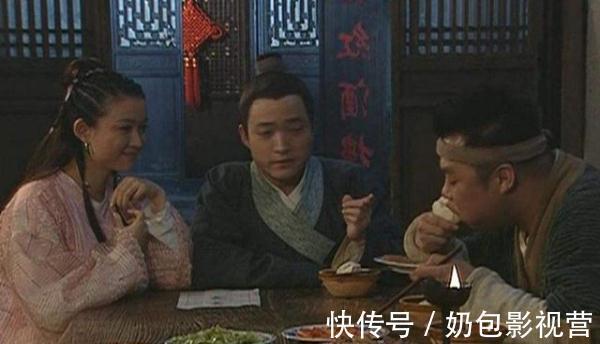 大多演员“吃饭”都是假的,只有他们的饭菜是真的,拍完直接开饭