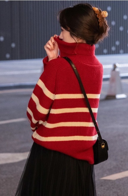 半身裙 针织衫配裤子还是裙子更好看?建议你两个都选,这样搭美极了!