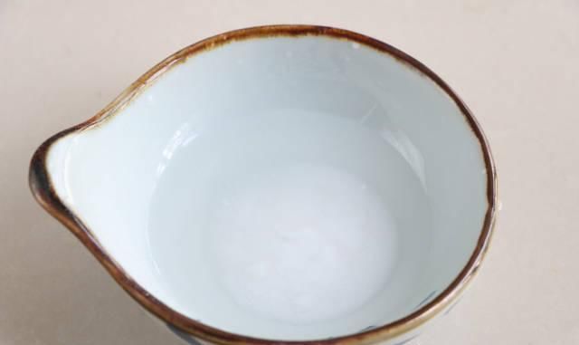 酵子|秋天包子别加酵母了,加点它蓬松喧软,做法不难,连吃5个不过瘾