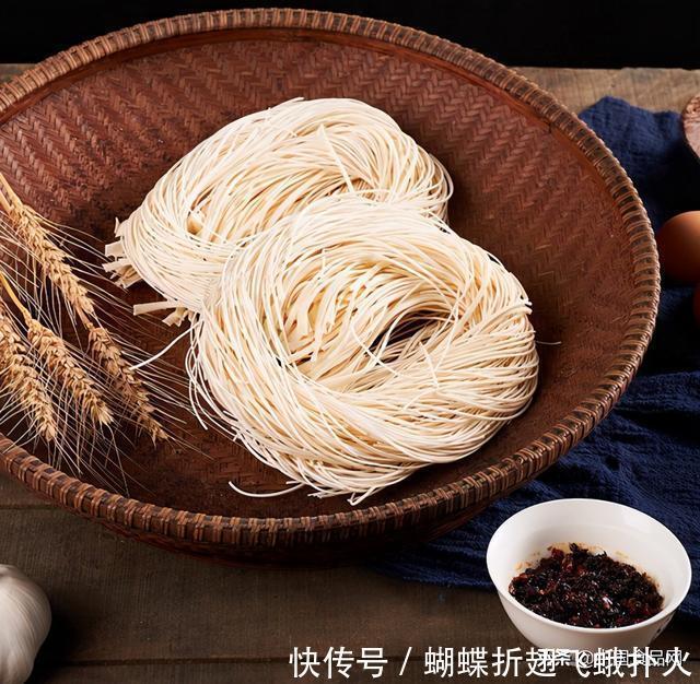 寒潮来袭不如来碗热气腾腾的文化面—吴莱状元面