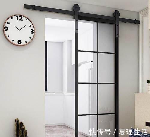 卫生间|卫生间万万不要装平开门,越来越多人装这种门代替,懊悔才察觉