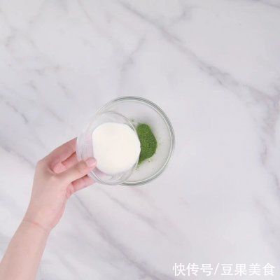 新手也能一次成功|抹茶渐变慕斯 | 奶酪