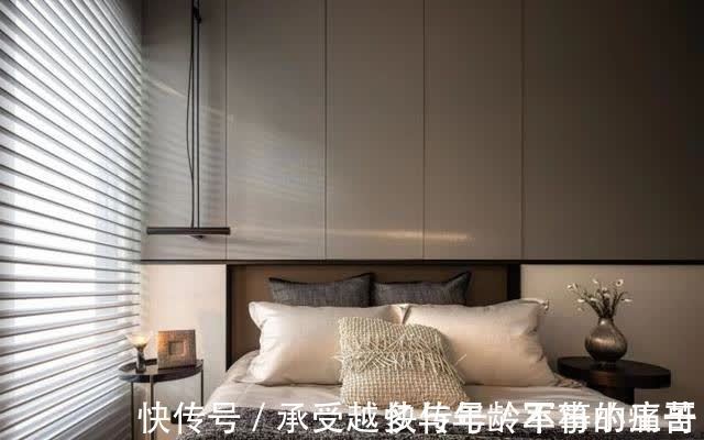 客厅|参观了这位大学老师的家,才明白何为高级感,光是客厅就迷住了我