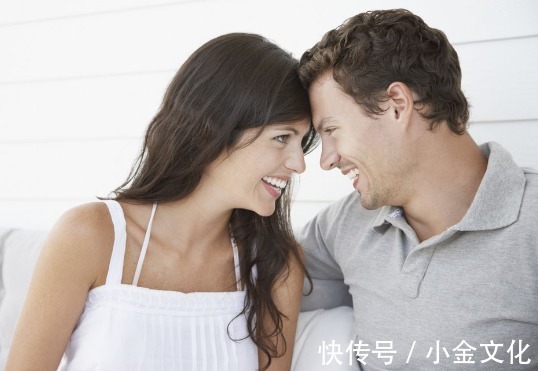 接吻|夫妻接吻时,男性为什么总爱“伸出”它,不只是为了舒服