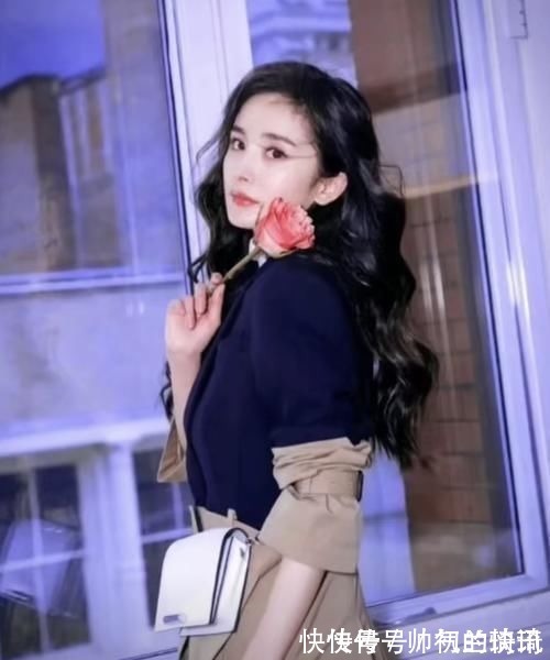 减龄 发型很重要,建议40岁女人剪这4种发型,时髦减龄好穿搭