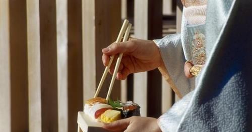  复胃黏膜|肠胃不好难长寿，但药补不如食补，推荐3大“养胃菜”！