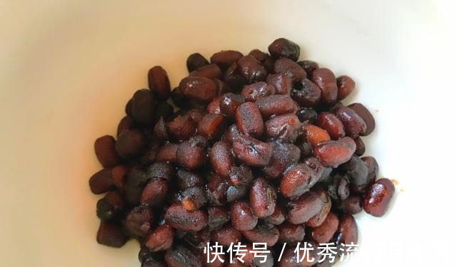 抹茶搭配蜜豆的完美结合，Q弹软糯，好好吃！