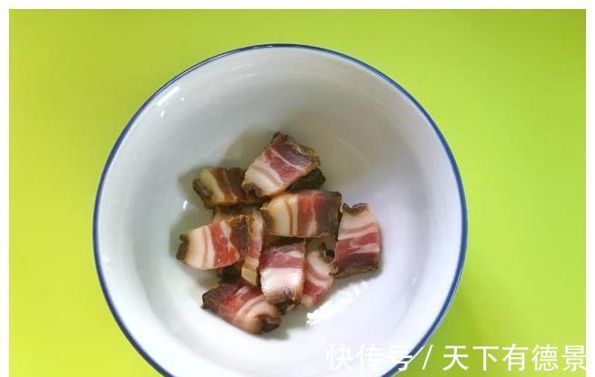 解馋|8月最受欢迎的时令蔬菜,此种做法鲜香下饭,一周吃3次才解馋