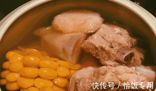 不管怎么做排骨,切记万万不可先焯水,牢记2步,鲜嫩好吃还不腥!