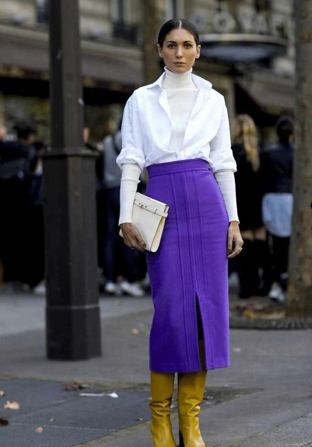 最近火了一条裙子叫：“呢子裙”，时髦显瘦，配大衣羽绒服就很美