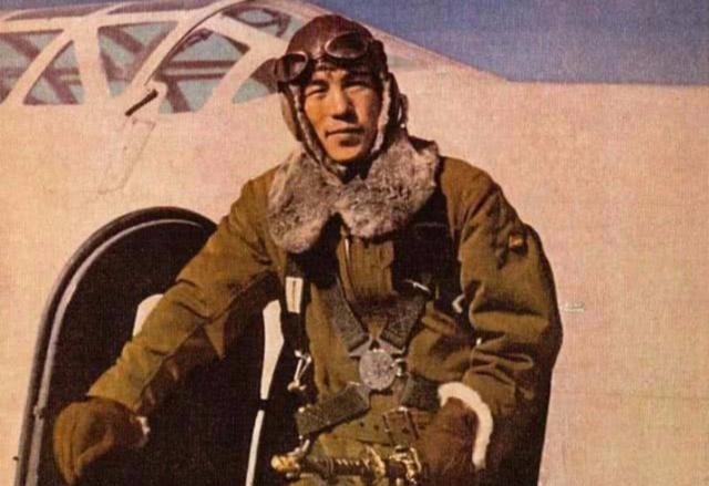 害怕|抗战时期的日本飞行员,为什么害怕坠机到中国村子里