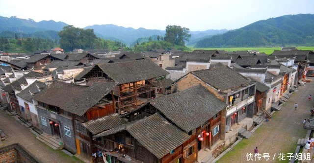 古城|贵州一个“低调”的古城，比丽江凤凰更古朴，人少景美还不要门票！