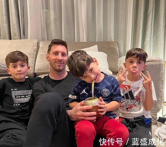 迪马利亚|德转C罗在意身价;媒体和球员梅西人很好!