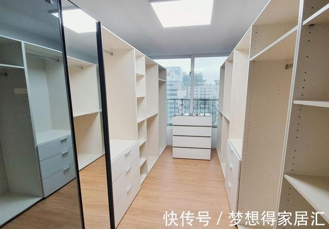 小空间|这套“减法装修”设计案例，当摆设的家具一律不买，房子越住越大