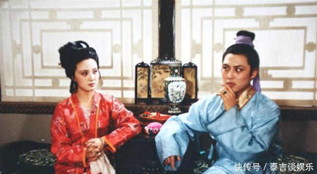 公然|太监为什么公然去贾府打秋风元春省亲时已经说清楚其中缘由