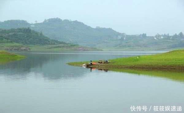 进食|野钓大鱼的四个基本技巧,“吃”透了大鱼连竿上,你学不学?