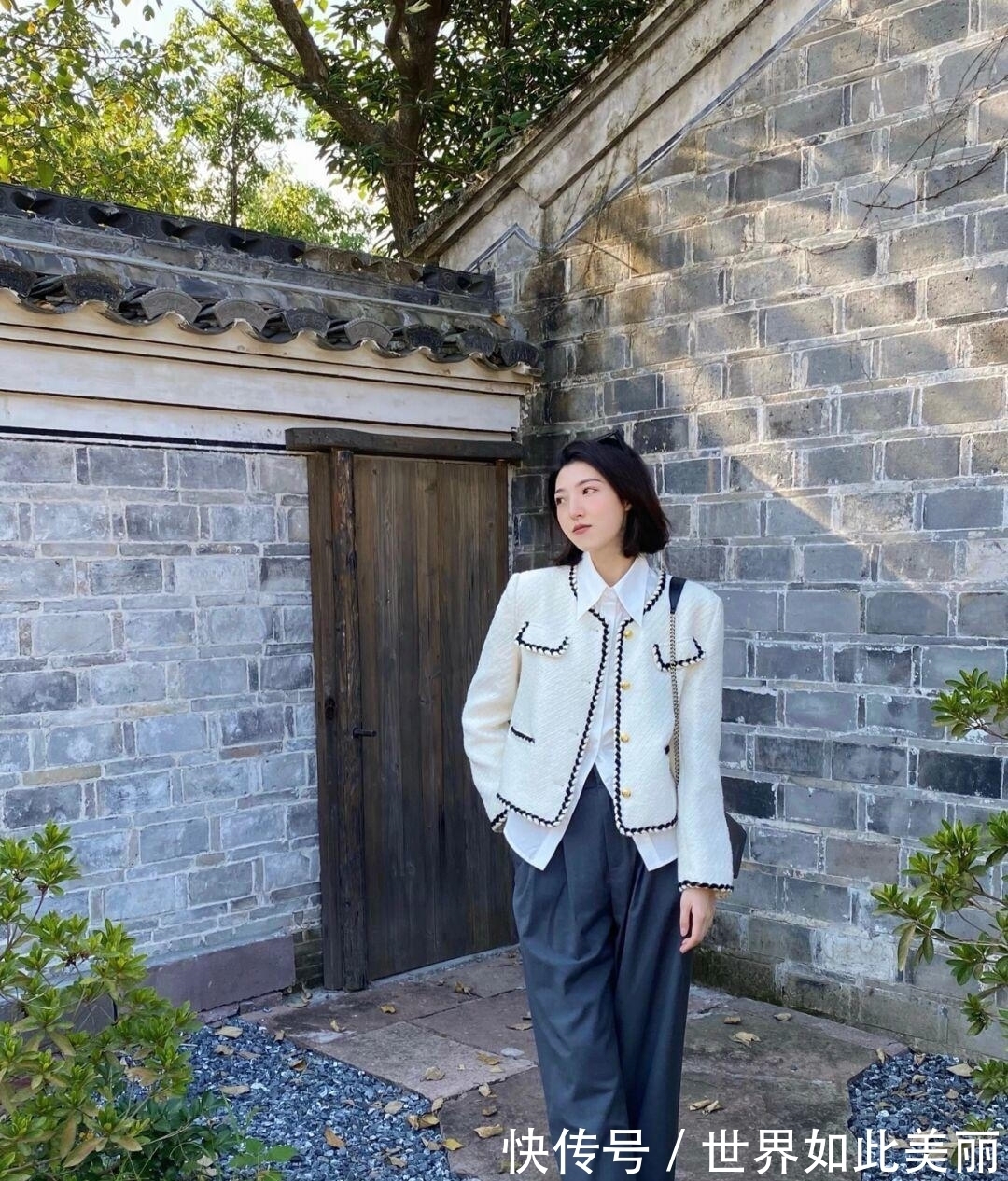 外套 “小香风外套”穿出绝美氛围感,这5色值得一试,演绎冬季高级感