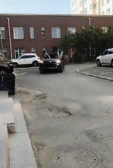 |搞笑GIF趣图：去医院做体检，看到有一个护士妹子很漂亮，是我喜欢的型