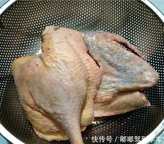 简易盐水鸭，用电饭煲煮的，不用看火，真方便