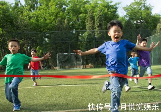 拉伸|牛奶能让孩子长高科学家答案跟你想的不一样,长高得这么做