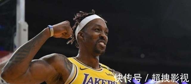 德怀特|霍华德谈养蛇:最多养过50条!它们很温顺,教我如何保持平静