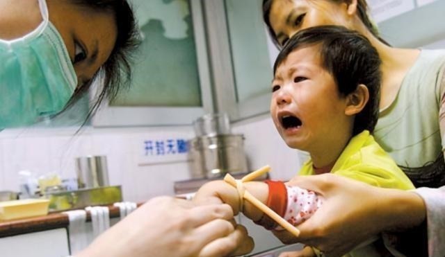 咳嗽|娃生病排号排到800多,宝妈崩溃投诉,儿科医生自“作”自受