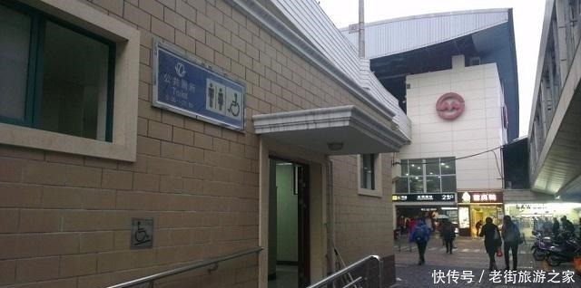 孕妇|孕期上厕所时,准妈妈记住“三不要”,胎儿在肚子里会很舒服