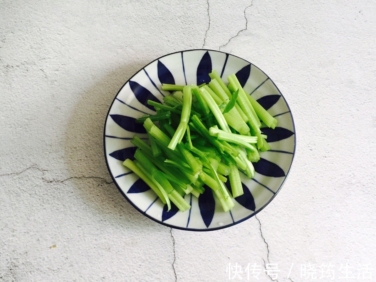 爆炒|爆炒腰花的正确做法，鲜香滑嫩又解馋，制作简单好上手